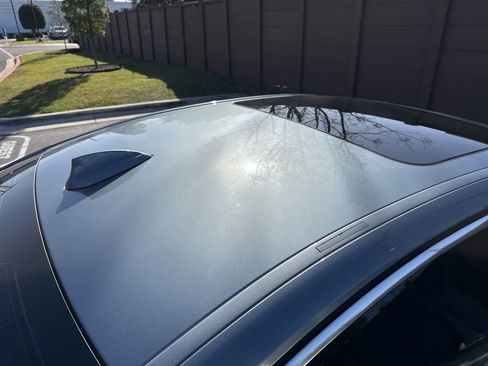 Used 2021 BMW 540i w/ Luxury Seating Package image 19