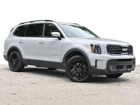Used 2024 Kia Telluride SX Prestige X-Line AWD/4WD image 2