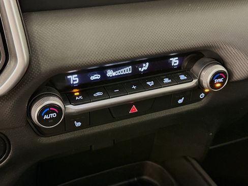 Used 2024 MAZDA CX-50 AWD 2.5 S w/ Premium Package image 24