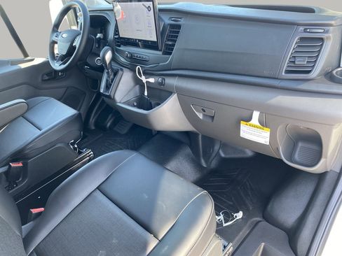 New 2026 Ford Transit 250 148 Medium Roof RWD image 11
