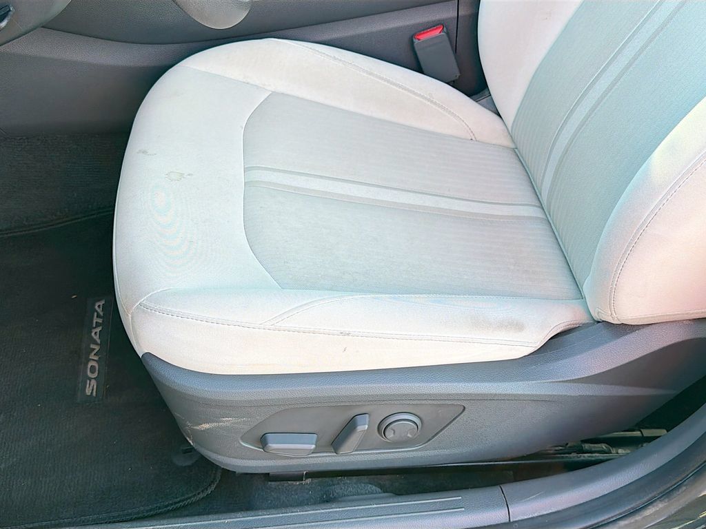 Used 2023 Hyundai Sonata SEL FWD image 20