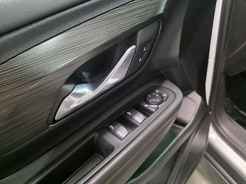 Certified 2020 GMC Terrain SLT FWD image 10