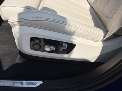 Used 2025 BMW X5 M60i AWD/4WD image 12