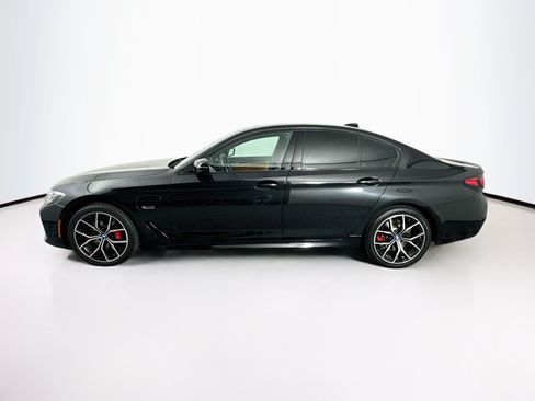 Used 2023 BMW 530e w/ Executive Package RWD image 4