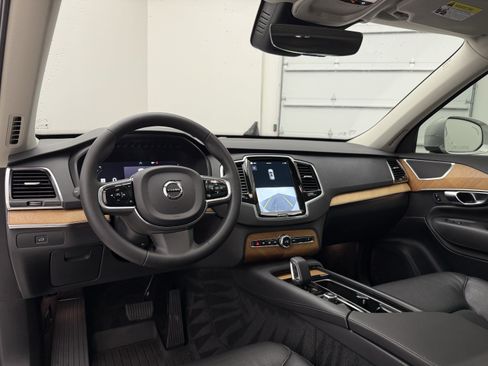 Certified 2023 Volvo XC90 B6 Plus w/ Protection Package Premier AWD/4WD image 23