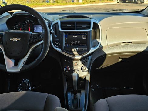 Used 2020 Chevrolet Sonic LT image 19