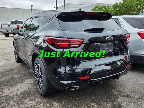 Used 2023 Chevrolet Blazer RS w/ Driver Confidence II Package AWD/4WD image 4
