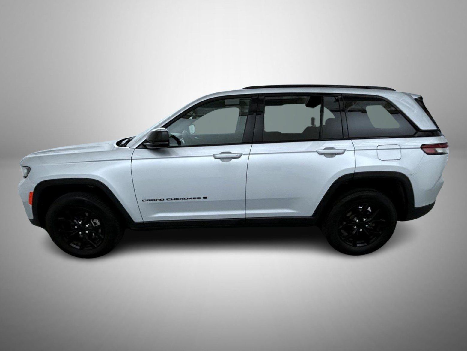 Certified 2025 Jeep Grand Cherokee Altitude AWD/4WD image 8