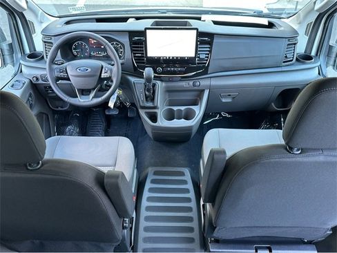 Used 2024 Ford Transit 350 XLT image 8