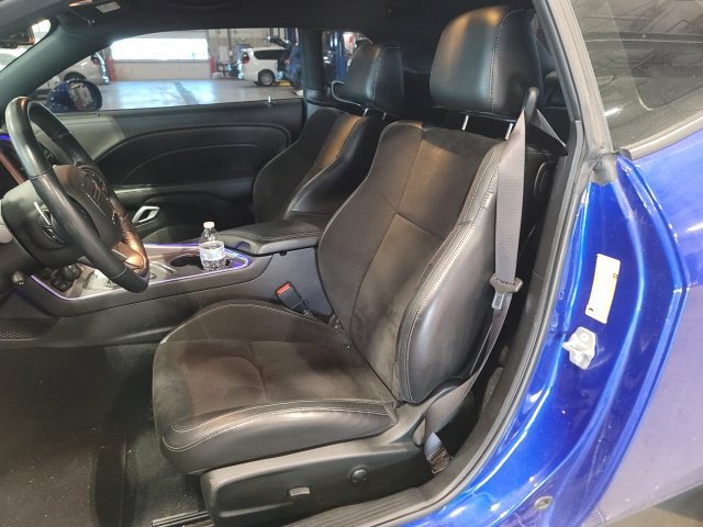 Used 2022 Dodge Challenger R/T w/ Plus Package RWD image 9