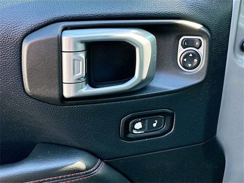 Used 2019 Jeep Wrangler Unlimited Rubicon image 18
