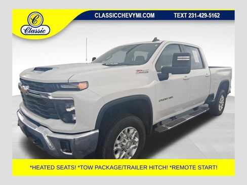 Used 2024 Chevrolet Silverado 2500 LT AWD/4WD image 1