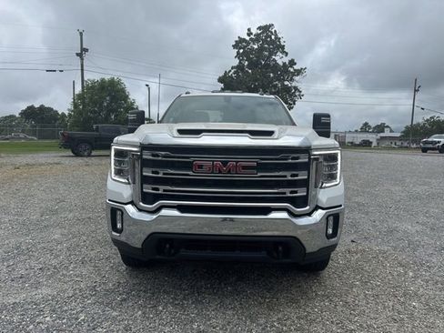 Used 2022 GMC Sierra 2500 SLE w/ SLE Value Package; AWD/4WD image 2