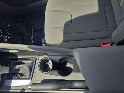 New 2026 Hyundai Elantra Sport FWD image 20