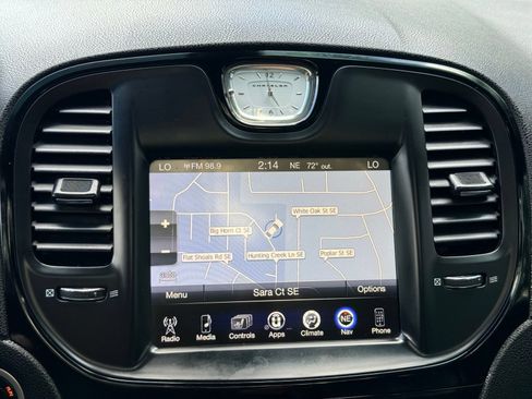Used 2015 Chrysler 300 S RWD image 45