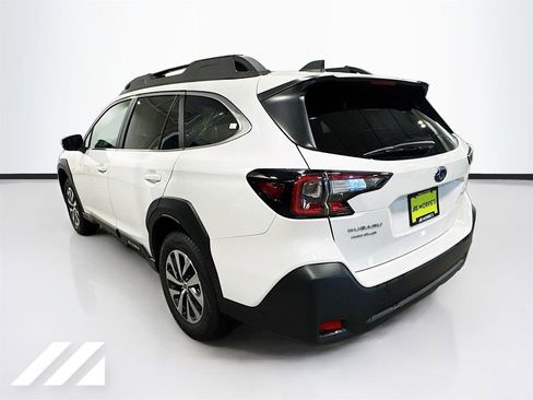 Certified 2025 Subaru Outback Premium image 7