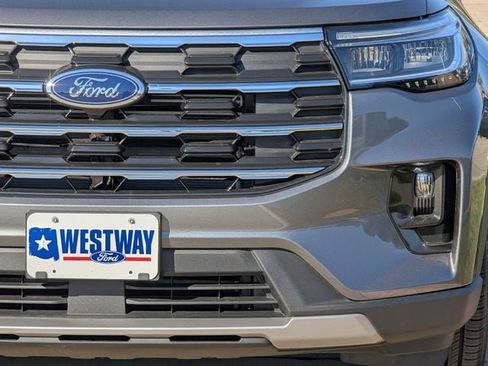 New 2025 Ford Explorer Active w/ Active Comfort Package image 37