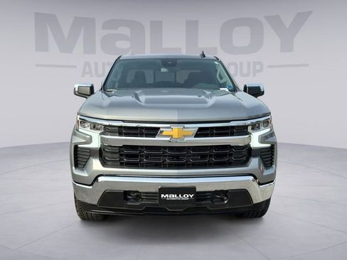 Used 2025 Chevrolet Silverado 1500 LT w/ Convenience Package II image 8