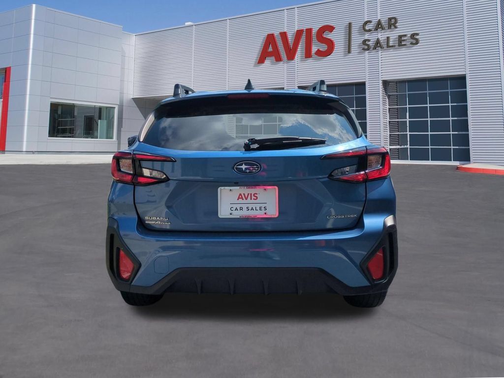 Used 2024 Subaru Crosstrek 2.0i Premium AWD/4WD image 7