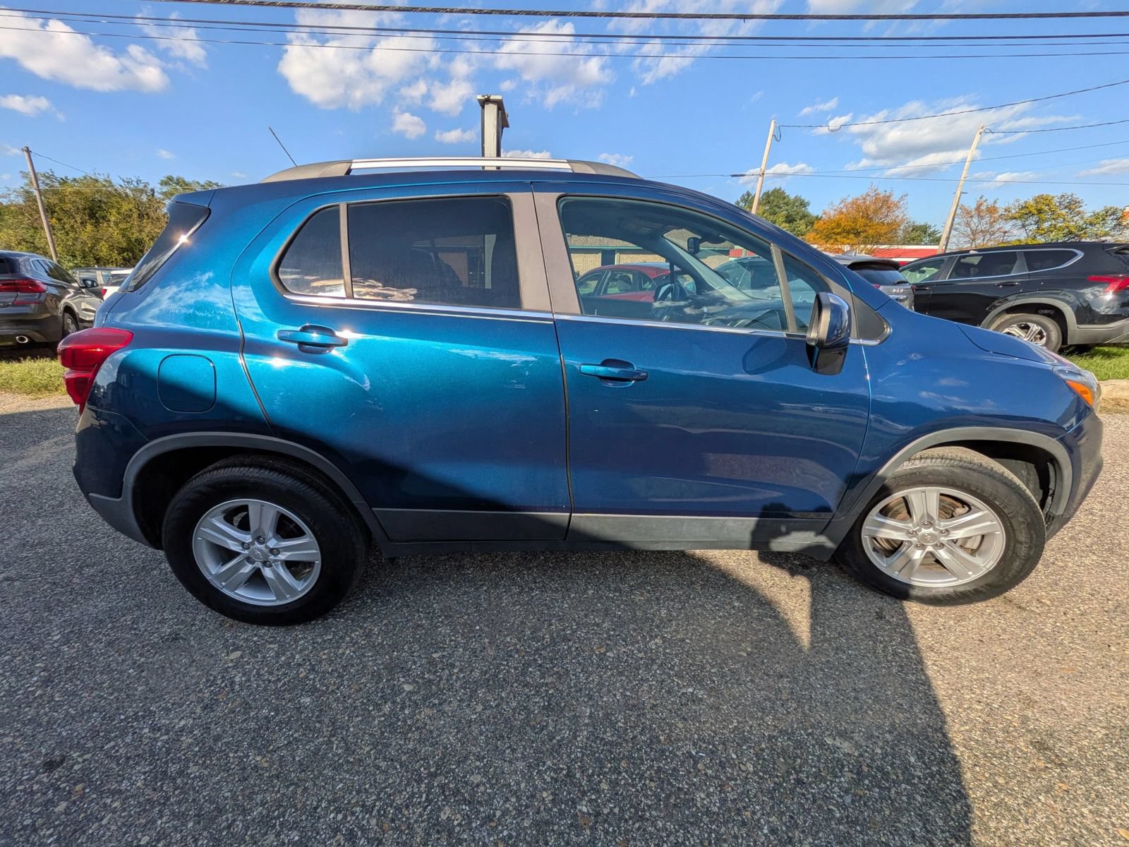 Used 2020 Chevrolet Trax LT FWD image 6