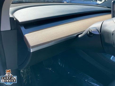 Used 2022 Tesla Model 3 Long Range image 19