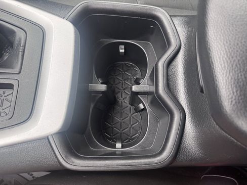 Used 2024 Toyota RAV4 XLE image 31