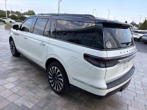 Certified 2023 Lincoln Navigator L Black Label AWD/4WD image 3