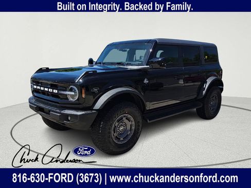 New 2025 Ford Bronco Outer Banks w/ Sasquatch Package image 8