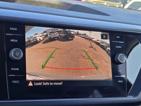 Used 2022 Volkswagen Taos SE AWD/4WD image 16