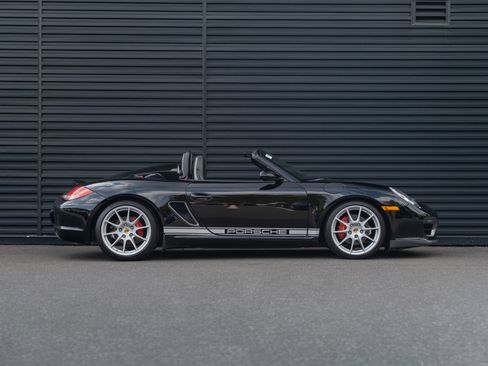 Used 2011 Porsche Boxster Spyder RWD image 9