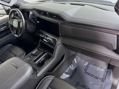 Used 2024 GMC Sierra 2500 AT4X image 36