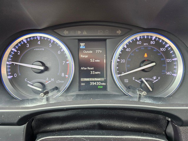 Used 2019 Toyota Highlander XLE AWD/4WD image 33