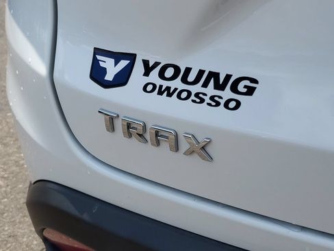 Certified 2024 Chevrolet Trax LS FWD image 28