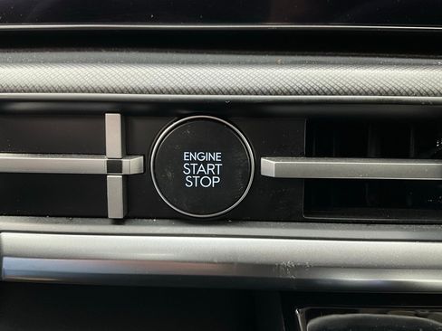 Used 2025 Hyundai Santa Fe SEL image 27