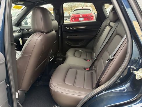 New 2025 MAZDA CX-5 Signature image 7