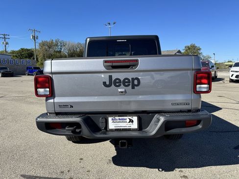 Used 2020 Jeep Gladiator Sport w/ Quick Order Package 24S image 4