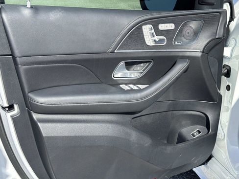 Used 2025 Mercedes-Benz GLE 53 AMG 4MATIC Coupe image 18