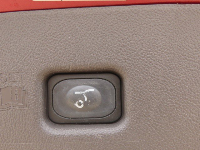 Used 2016 Lincoln MKX Reserve w/ Driver Assistance Package FWD image 12