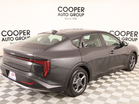 Used 2025 Kia K4 FWD image 19