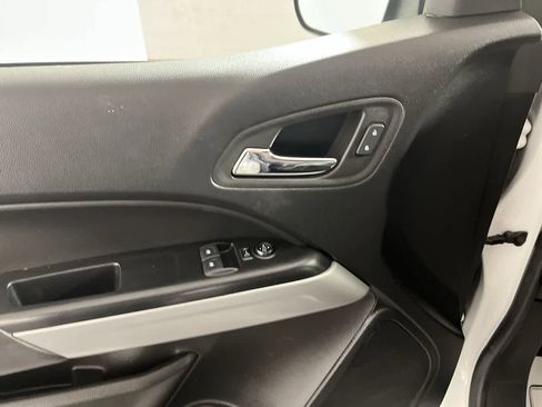 Used 2022 Chevrolet Colorado LT w/ Fleet Safety Package image 13