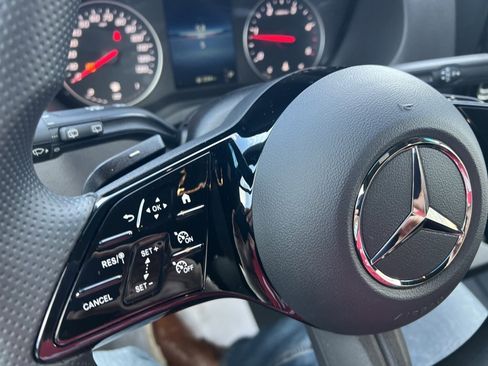 New 2025 Mercedes-Benz Sprinter 2500 image 32