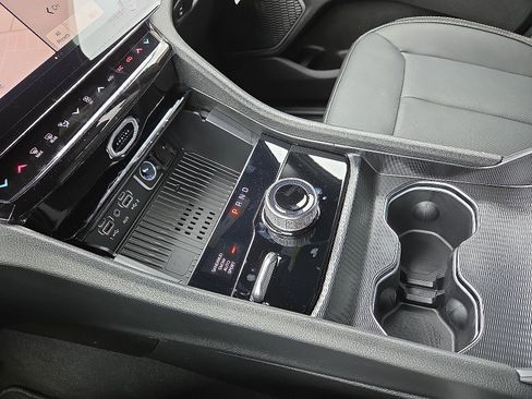 New 2026 Jeep Grand Cherokee L Limited AWD/4WD image 25