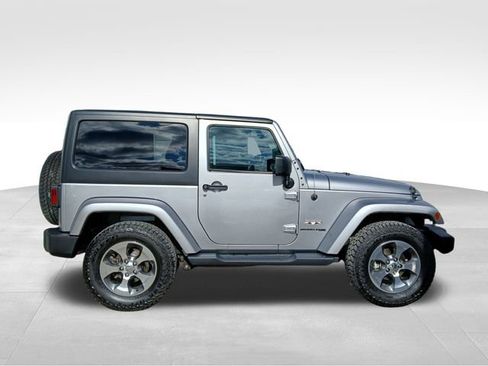 Used 2018 Jeep Wrangler Sahara w/ Connectivity Group image 6