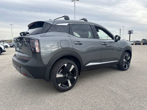 New 2026 Nissan Kicks SR w/ SR Premium Package image 6