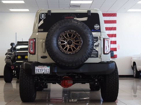 Used 2025 Ford Bronco Outer Banks AWD/4WD image 45