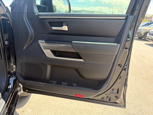 Used 2023 Toyota Tundra SR5 w/ SR5 Convenience Package AWD/4WD image 8