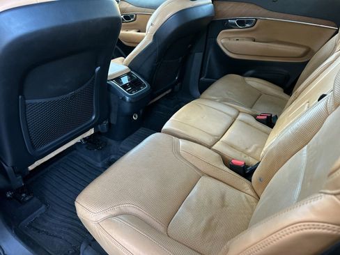 Used 2018 Volvo XC90 T6 Inscription w/ Convenience Package AWD/4WD image 11