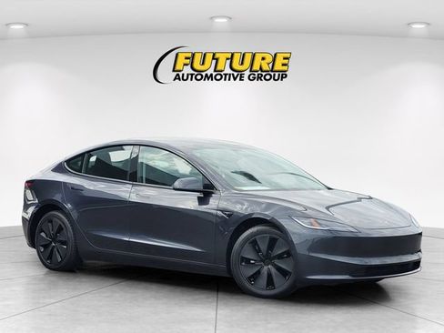 Used 2025 Tesla Model 3 RWD image 1