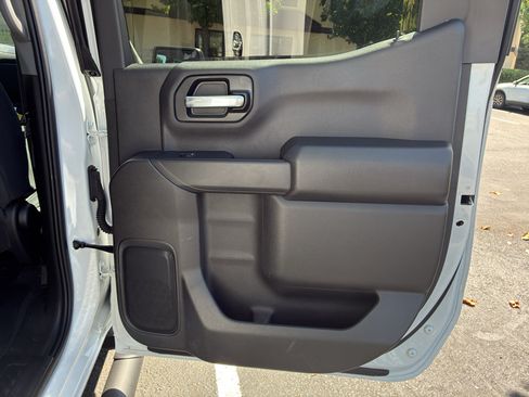 New 2026 Chevrolet Silverado 1500 Custom Trail Boss w/ LPO, Dark Essentials Package AWD/4WD image 52