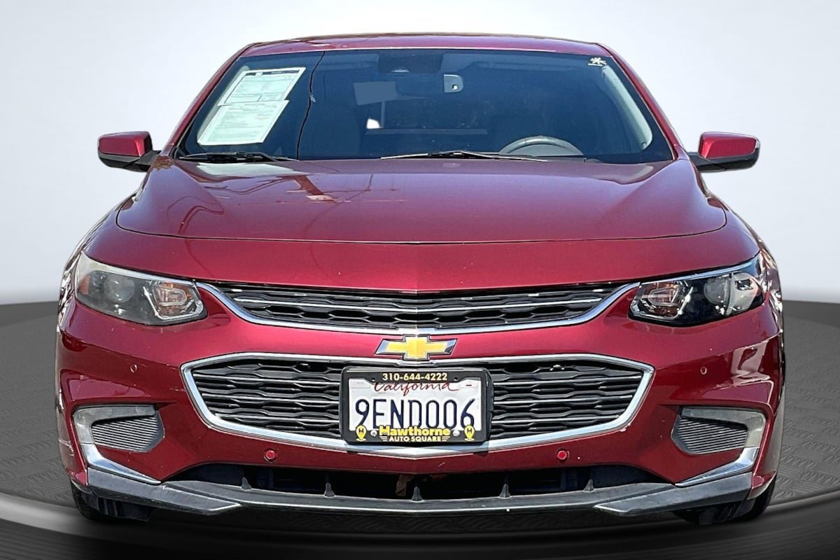 Used 2016 Chevrolet Malibu LT FWD image 3